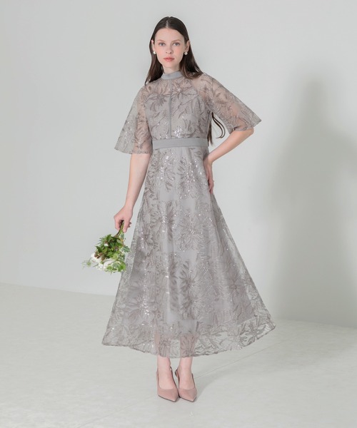 Leja（レジャ）の「【LEJA】スパンコール花柄刺繍プチハイネック