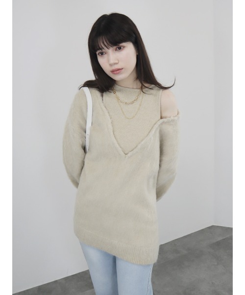 レイヤードライクオフショルダーニット／llayered like off shoulder