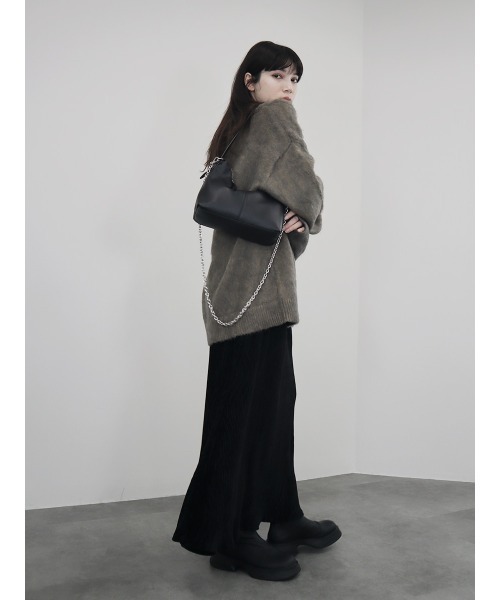 レイヤードライクオフショルダーニット／llayered like off shoulder