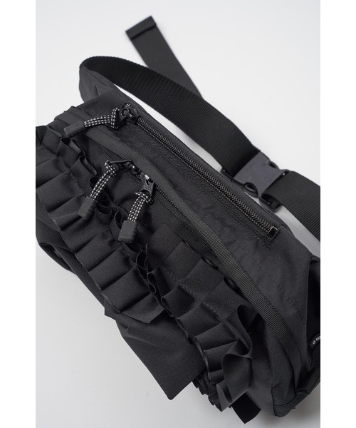 gomme（ゴム）の「フリルデコボディーバッグ（ボディバッグ/ウエスト