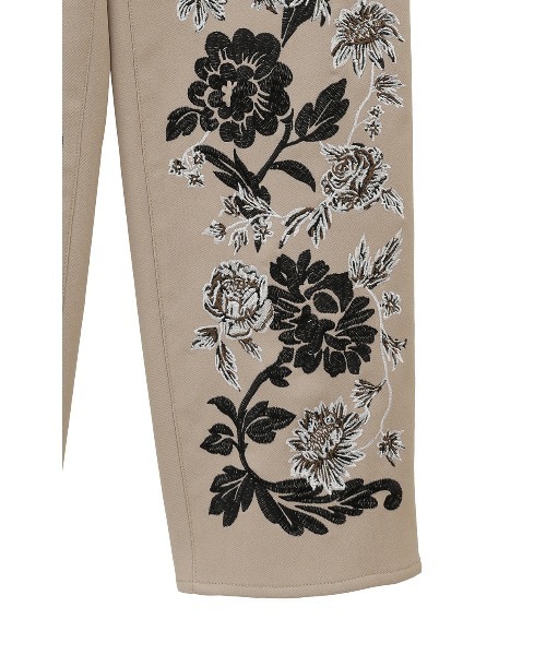 セール】FLOWER EMBROIDERY PANTS（その他パンツ）｜CLANE（クラネ）の