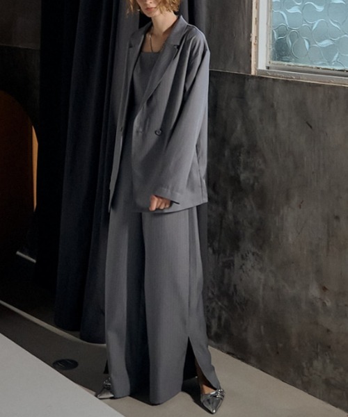 et.UNiVER（エトユニベール）の「Pratical set up（パンツドレス