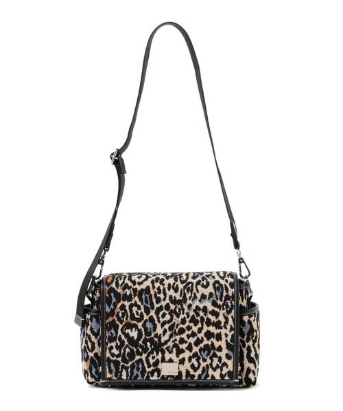 A VACATION（アヴァケーション）の「A VACATION / PEEPBO レオパード