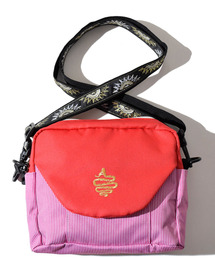 ALDIES（アールディーズ）の「Banana Shoulder / バナナショルダー