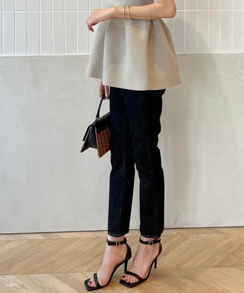 anuans（アニュアンス）の「Slim straight denim/スリムストレート