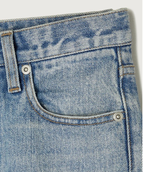 anuans（アニュアンス）の「Slim straight denim/スリムストレート