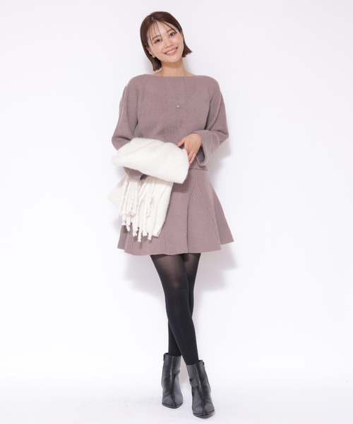 Apuweiser-riche（アプワイザーリッシェ）の「バックリボンミニニット