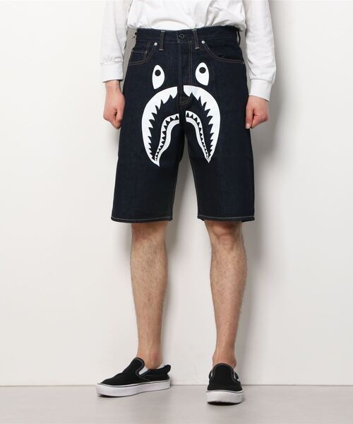 A BATHING APE（アベイシングエイプ）の「SHARK DENIM SHORTS M