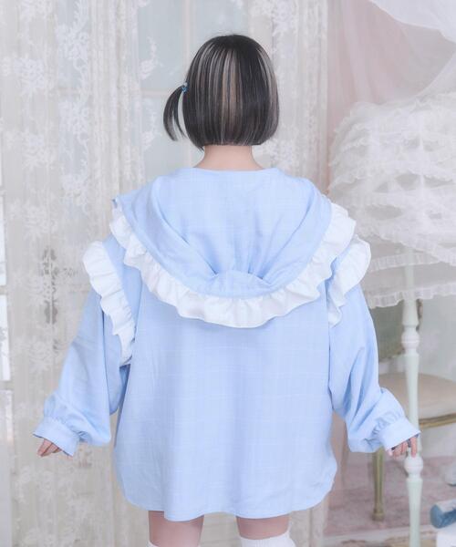 Whinny（ホワイニー）の「Whinny/バブみでヤバみなフードシャツ