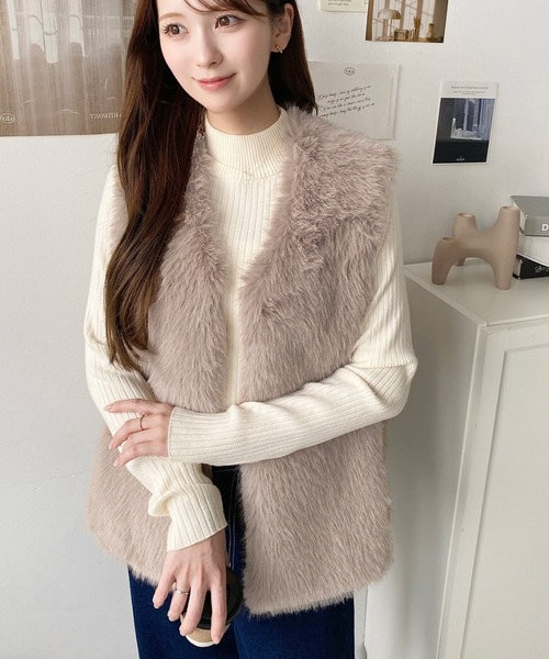 セール】【累計販売枚数1万枚突破！】Vネックロングフェイクファー