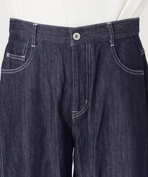 FRAMeWORK（フレームワーク）の「バレルフォルムデニムパンツ（デニム