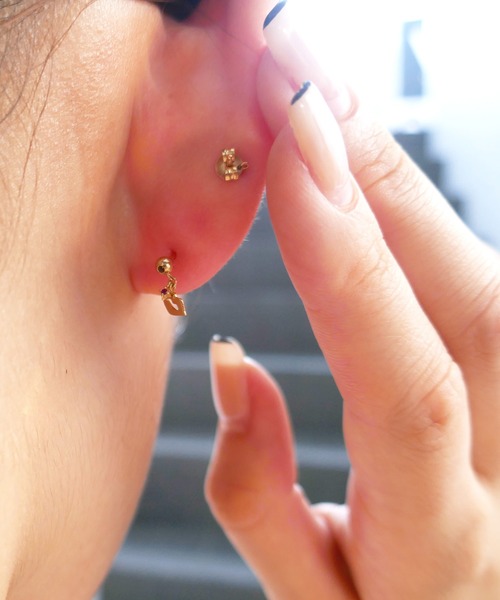 little emblem（リトルエンブレム）の「リップタトゥーダイヤモンド