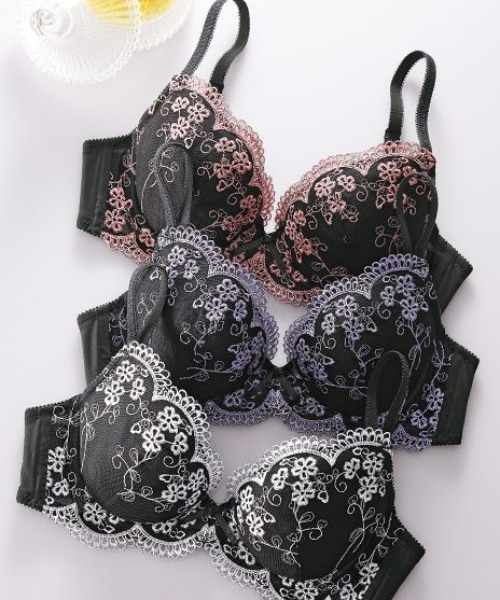 フラワーレースブラジャー3枚組（トリンプ）（A70～E80）（ブラジャー