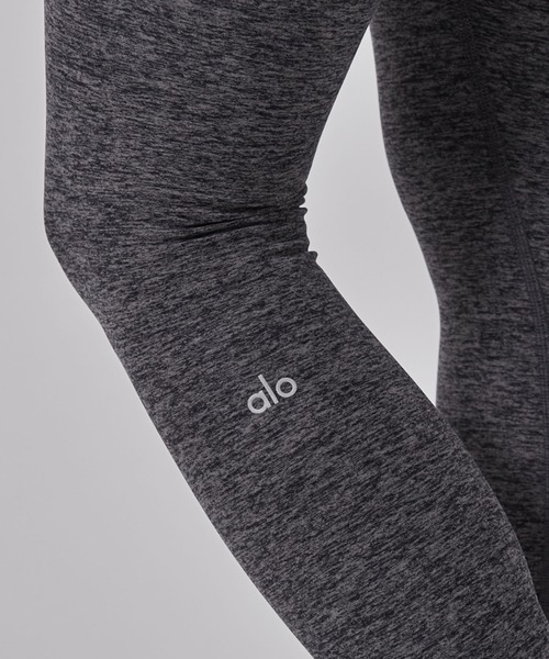Alo Yoga（アロヨガ）の「【alo】ALOSOFT HIGH-WAIST 7/8 ハイライト