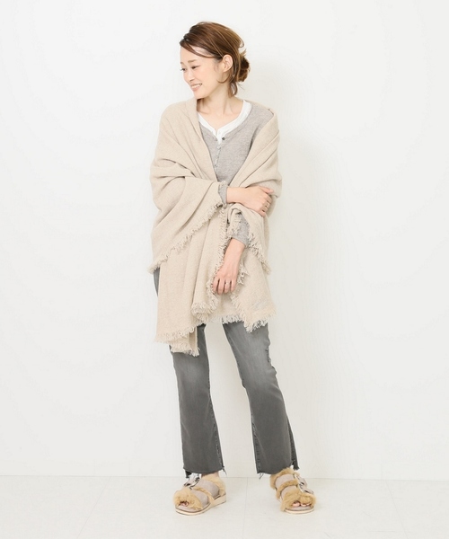 Deuxieme Classe（ドゥーズィエムクラス）の「*CAMINANDO FUR SANDAL