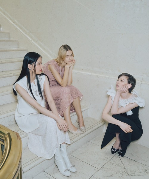 CELFORD（セルフォード）の「フリルパールネックロングジレ（ベスト