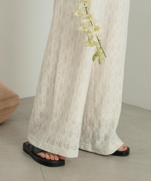 hinari（ヒナリ）の「総レースキャミロンパース（サロペット