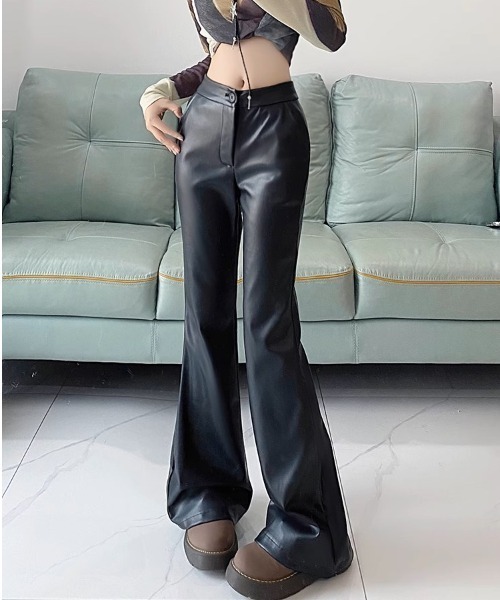 A'GEM/9 × .kom『.kom/ドットケーオーエム』エコレザーフレアパンツ