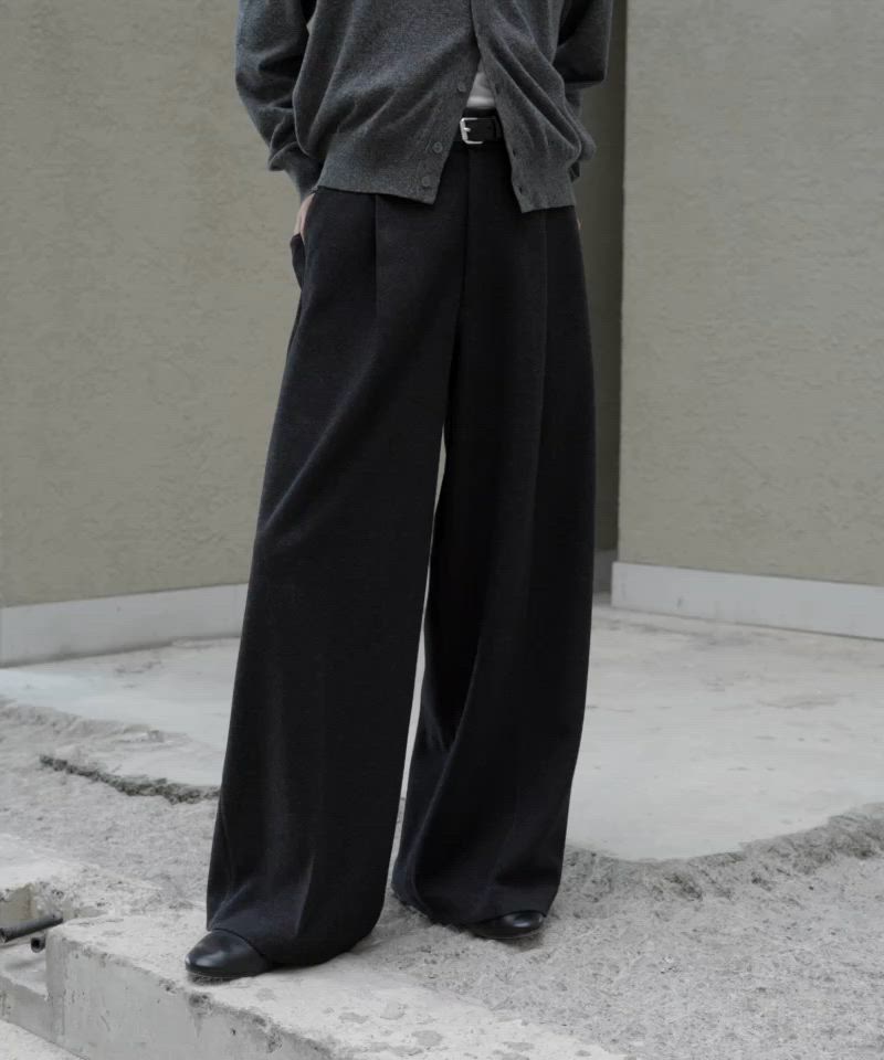 DOUBLE-FACED DEEP TUCK BAGGY SLACKS（スラックス）｜WYM LIDNM