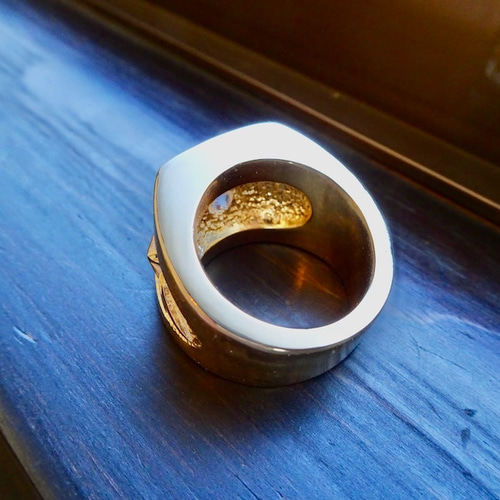 仁尾彫金『一つ星ジルコニア、星とサンダーのゴールド印台リング