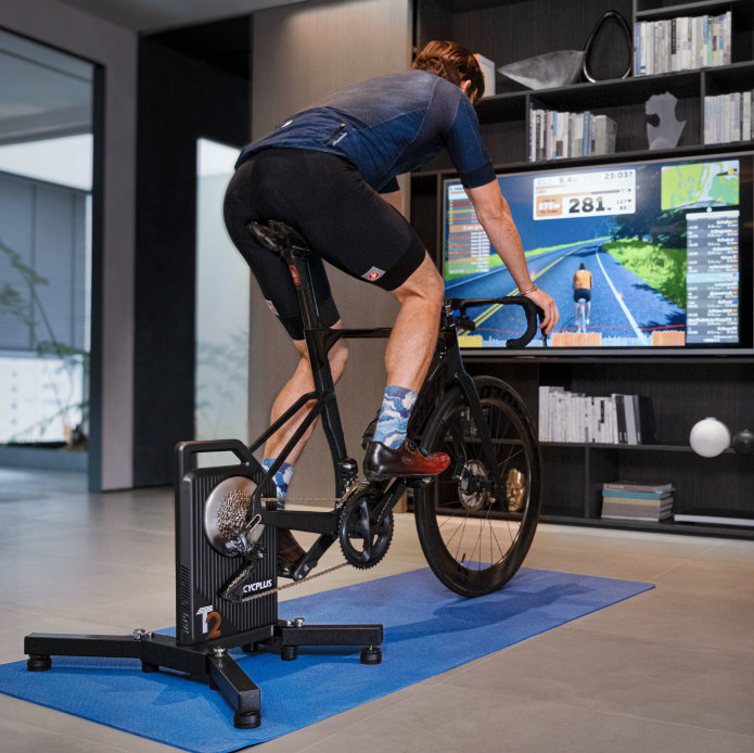 CYCPLUS T2 BLDC - モータードライブスマートトレーナー