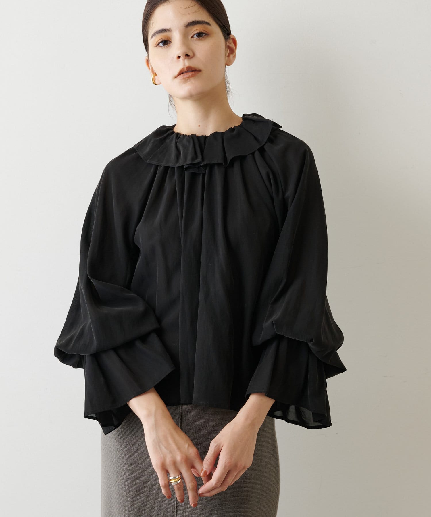 フリルカラーブラウス | Whim Gazette(ウィム ガゼット)レディース