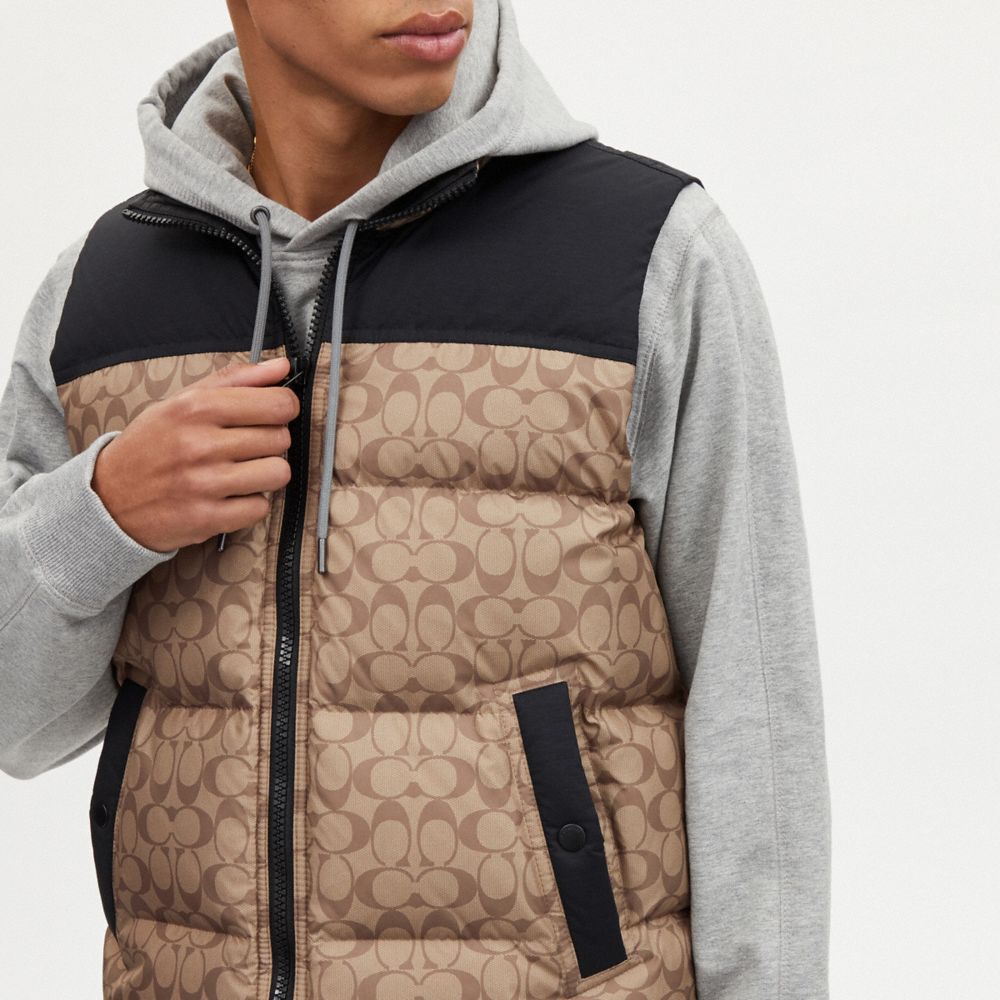 公式】コーチアウトレット | シグネチャー ダウン ベスト