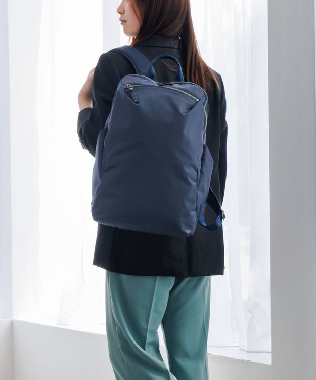 軽量】 ace. ルフィラ リュックサック B4 15.6インチPC収納 17912