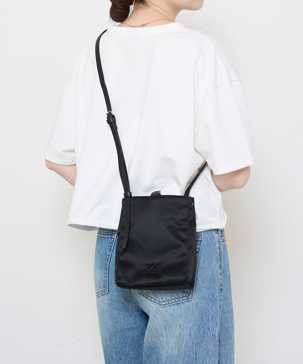 長財布がちょうど入る＞ナイロンミニショルダーバッグ(Z-215) / russet