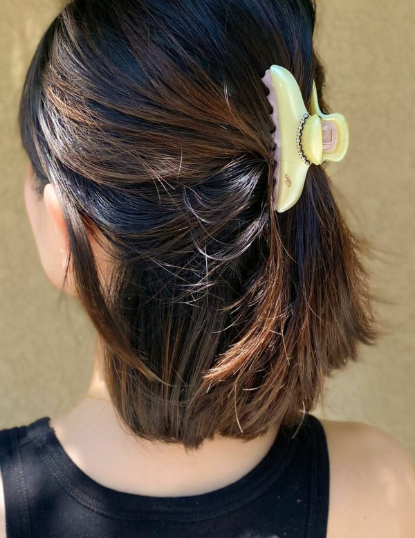 主役級の存在感】ずっと眺めていたくなるヘアクリップ | acca(アッカ