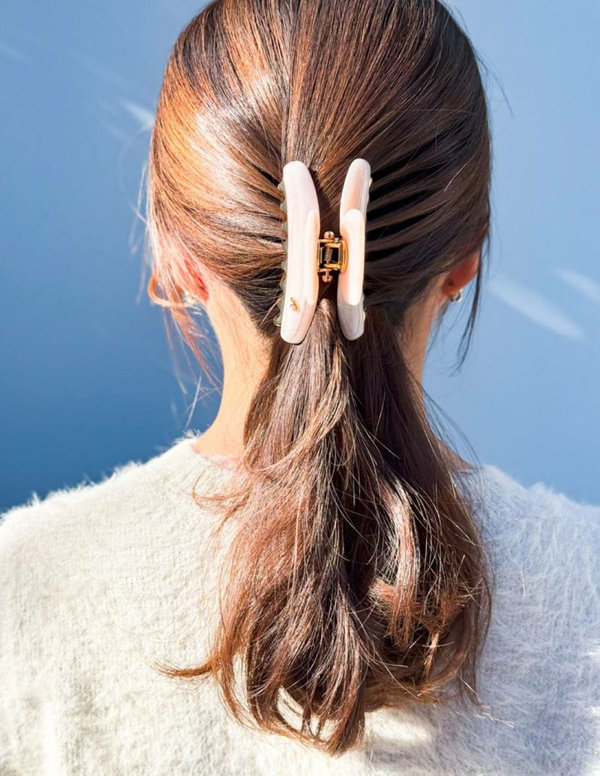 シンプル＆クラシカルな美しさのヘアクリップ | acca（アッカ
