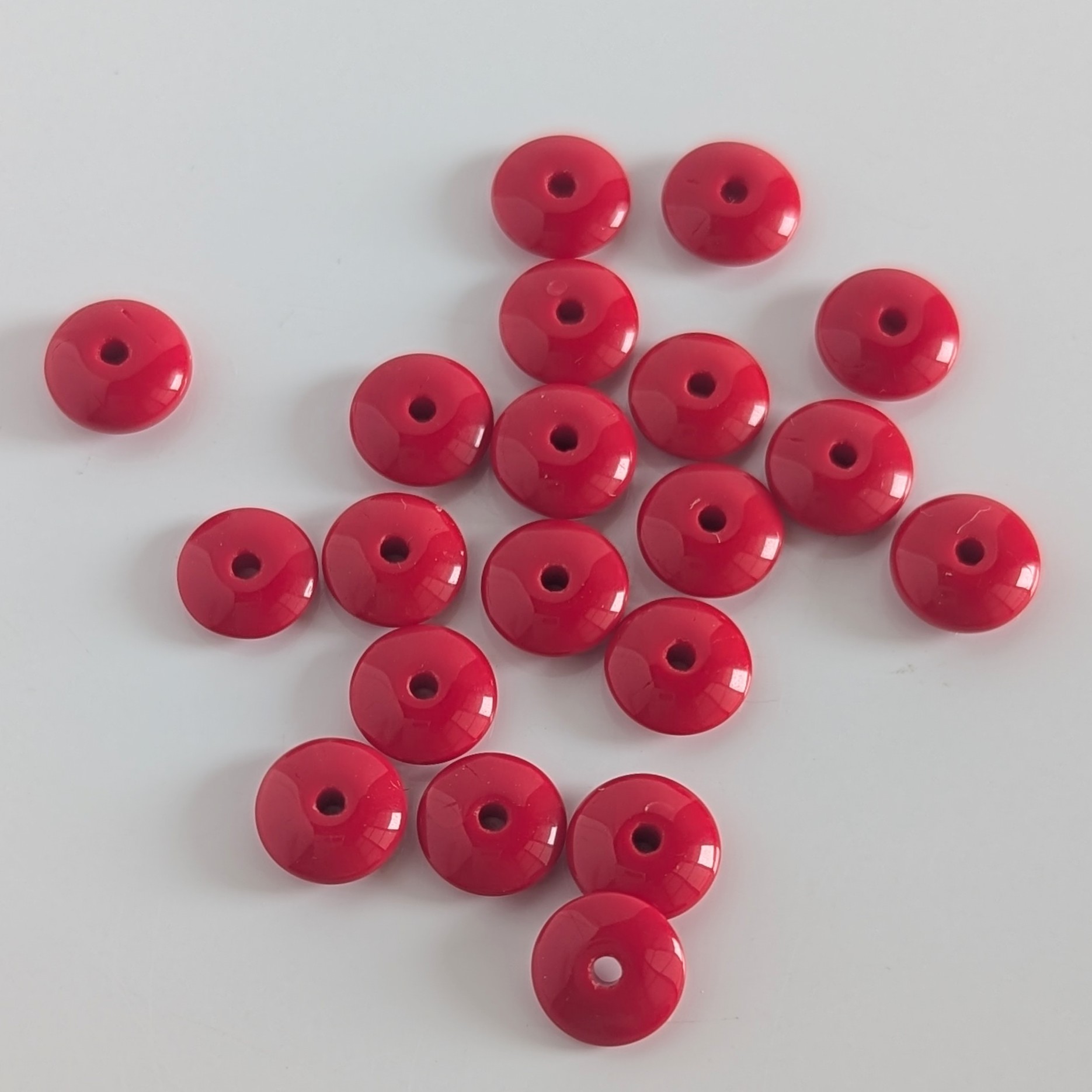 ジャパンヴィンテージビーズ 丸平レッド8mm 20個 クラフト Ansan