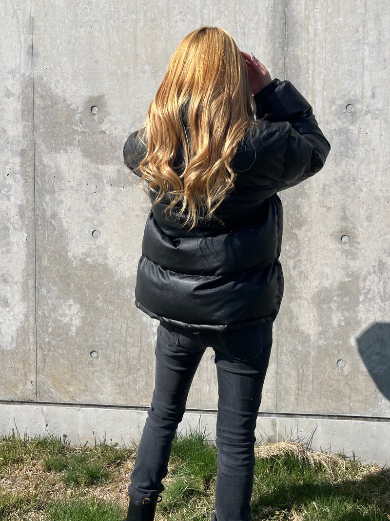 ブラックダウンジャケット DPB42108 – CRAMMY