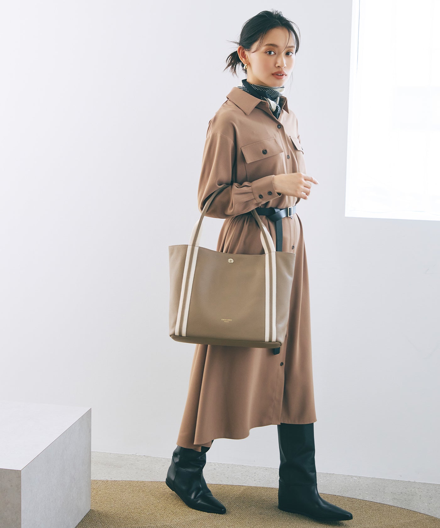 ソフトシュリンク テープコンビ A4 トート バッグ – TOPKAPI（トプカピ）