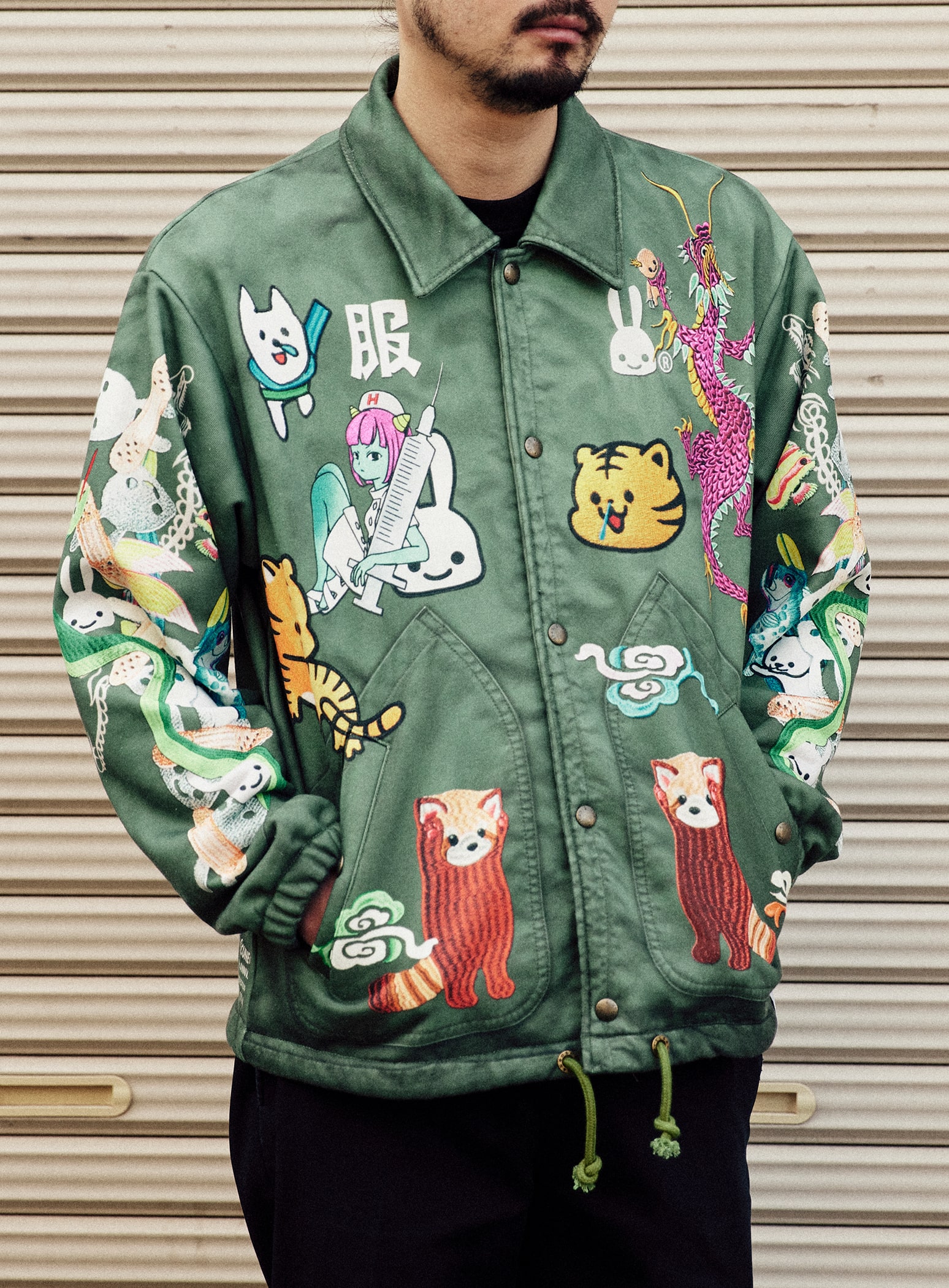 30th ANNIV ベトジャンプリントのスウェットコーチジャケット｜ウサギ