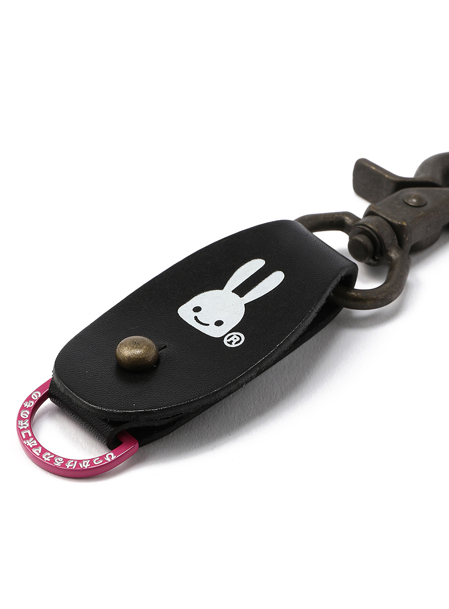 ちょっとゴツいレザーキーホルダー｜ウサギがいる｜CUNE ONLINE STORE