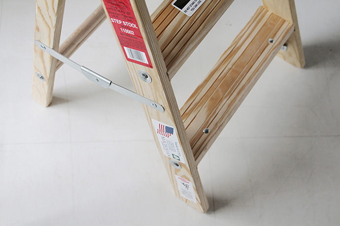 ミシガンラダー社 ウッドステップラダー / スタッフブログ