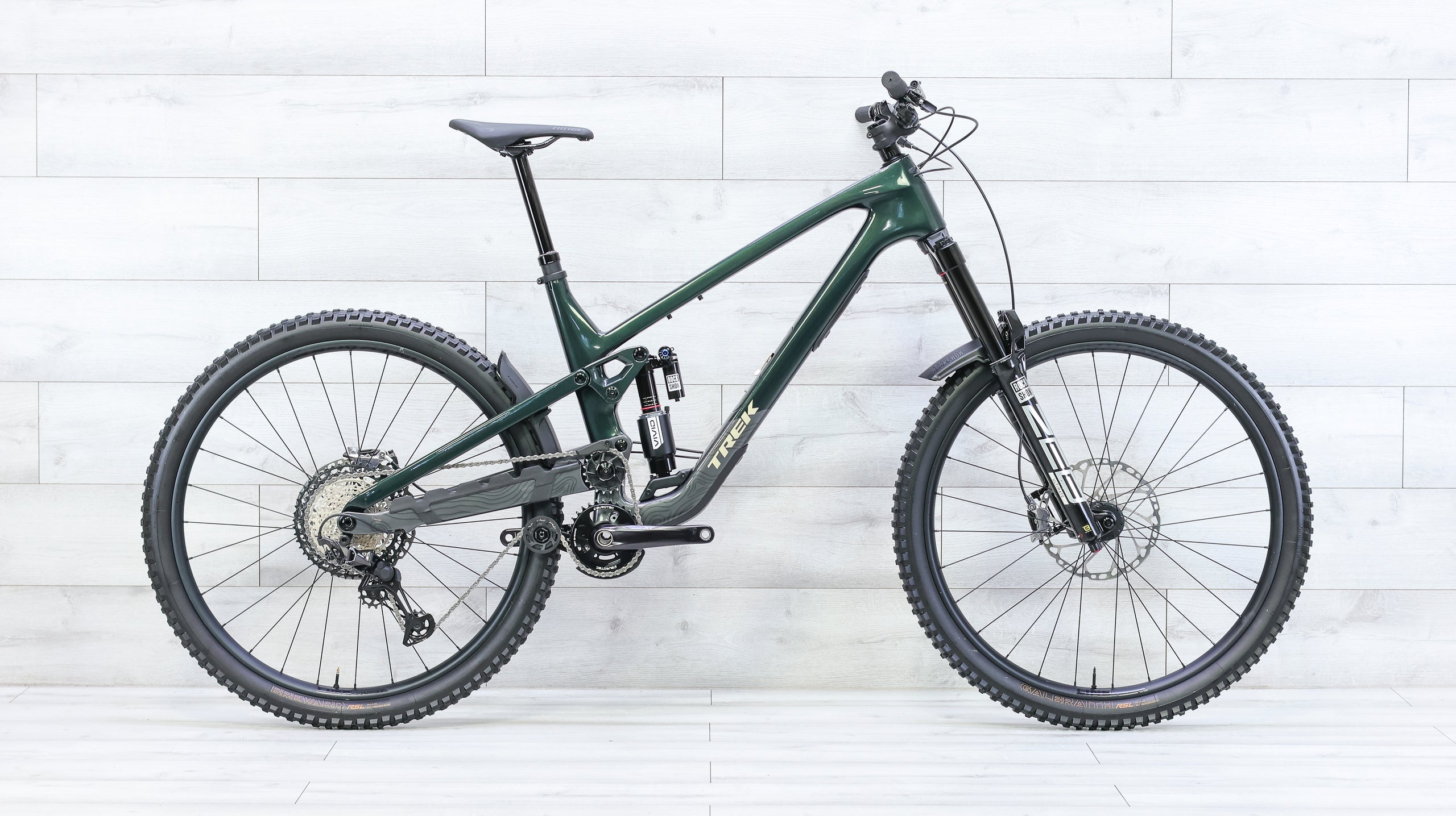 Trek Slash 9.8 XT Gen 6 Mountain Bike - 2024, X-Large – Cycle Limited