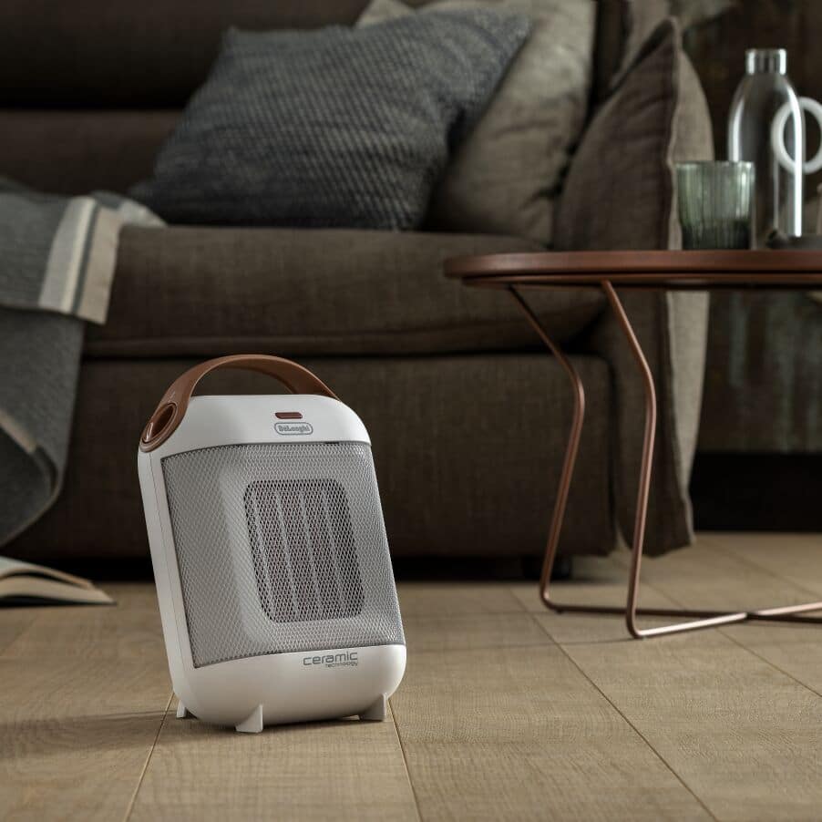 Compact Ceramic Space Heater with fan, White HFX30C15.W | De'Longhi US