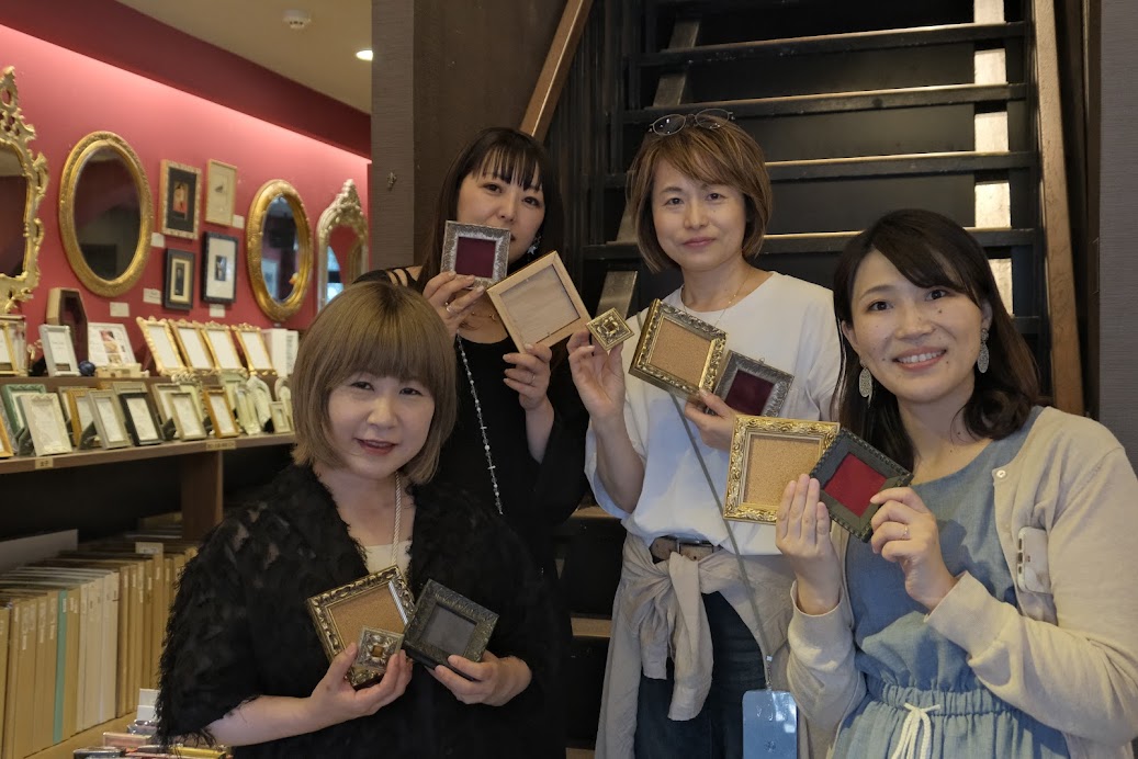 ミニ額縁・職人体験】組み合わせは無限大！？フレーム組立からガラス板