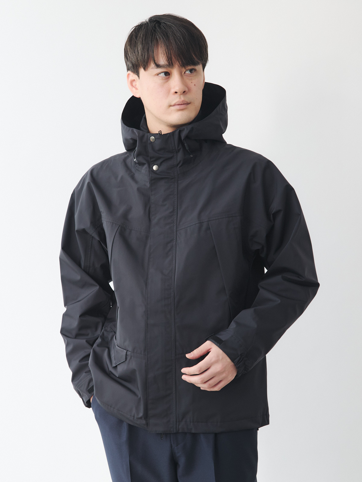 超高密度ナイロンのウォータープルーフマウンテンパーカー/ブラック