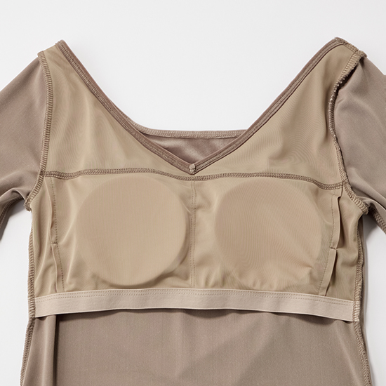 L'AUBE BLANC]カップ付きシャープネックベロアトップス | KOBUNSHA