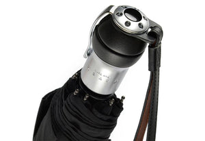 Davekの折り畳み傘で、突然の雨にも対応 │ The Davek New York