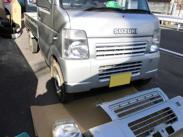 横浜市 保険修理事例 フロントバンパー交換│保険会社指定工場