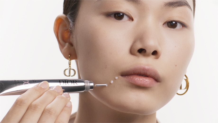 カプチュール トータル ヒアルショット: ディオール｜DEPACO 大丸