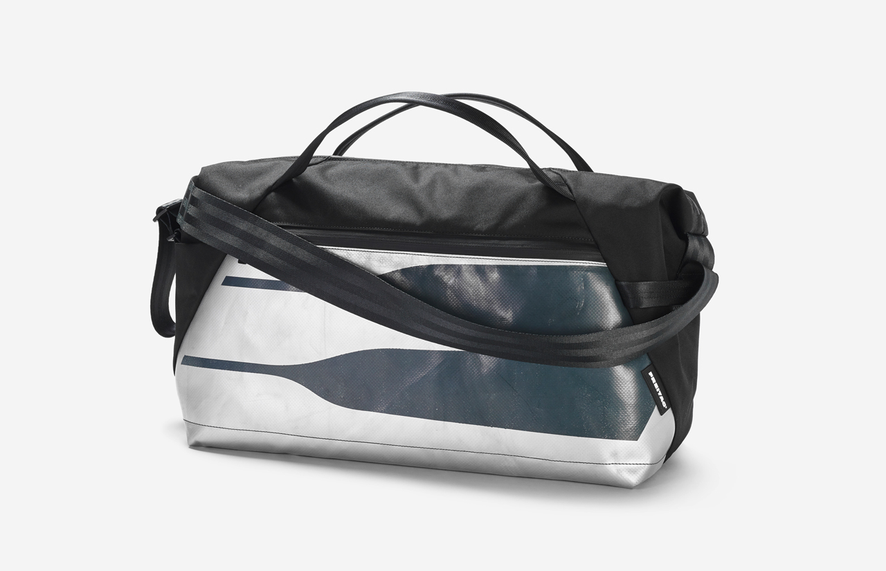 FREITAG Turns Old Truck Tarps into the F660 JIMMY Sports Bag