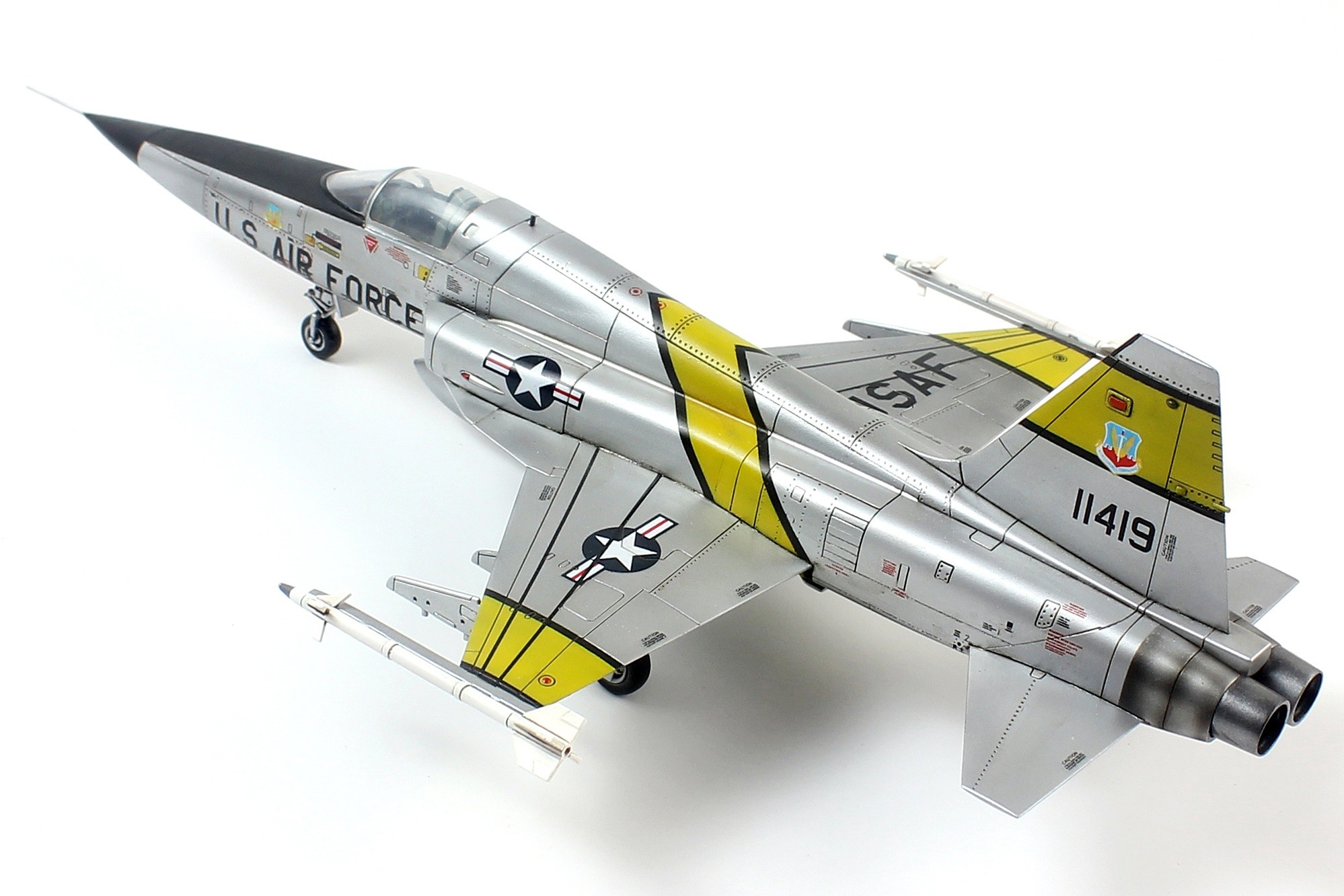 1/72 F-5E タイガーII (初期型) - (株)ビーバーコーポレーション