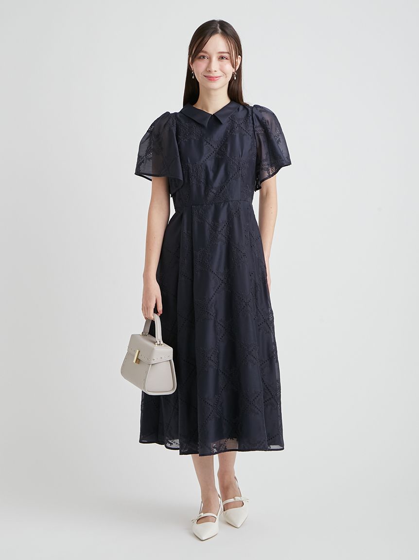 フラワーエンブロイダリーワンピース(デイリーワンピース)｜DRESS