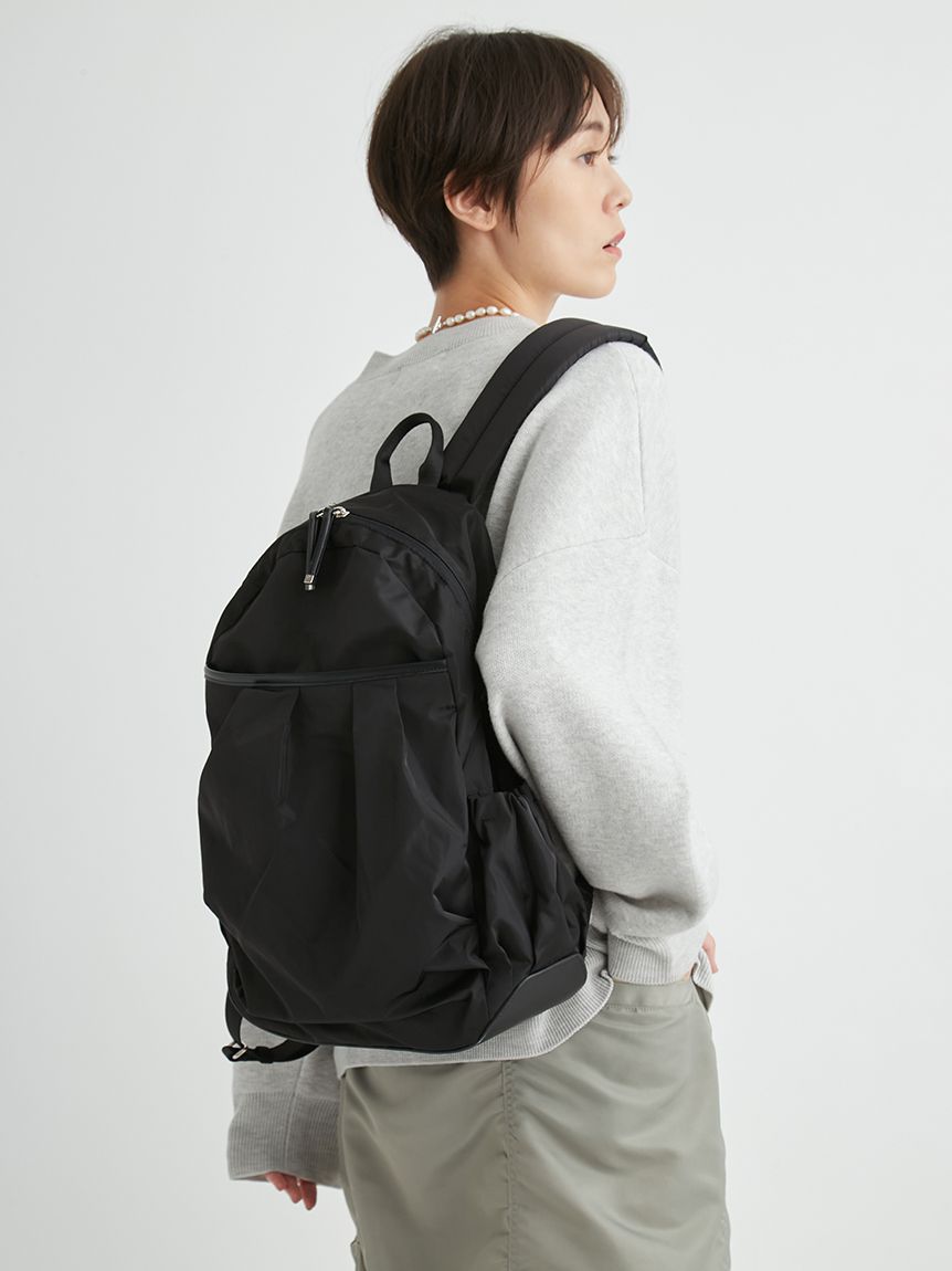 eco 撥水レザーパイピングギャザーボディーバックパック(バックパック