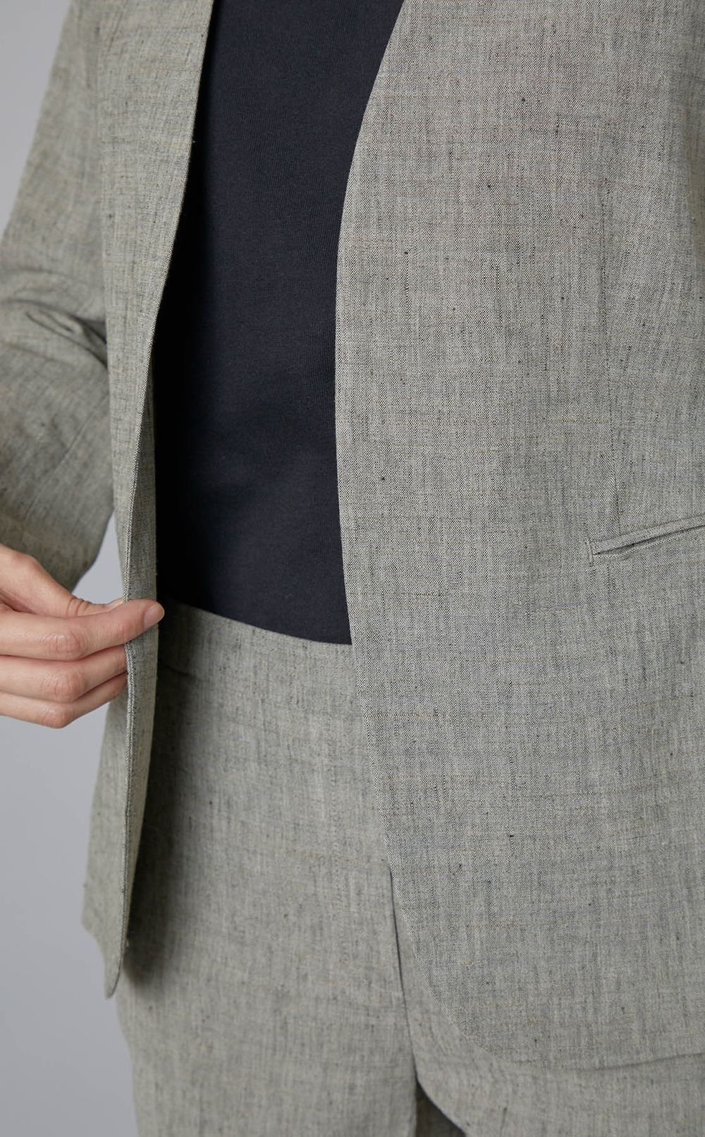 Theory｜リネン混ノーカラージャケット